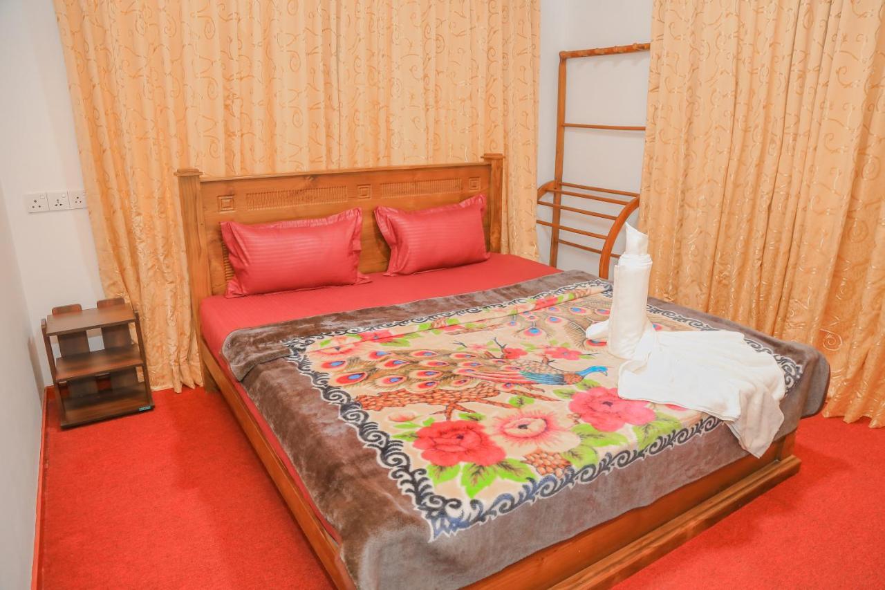 Royal Guest Hotel Inn ヌワラ・エリヤ エクステリア 写真